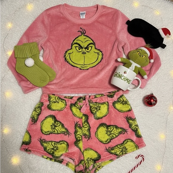 The Grinch Pants - COZY - THE GRINCH PLUSH FLEECE PAJAMA SHORTS